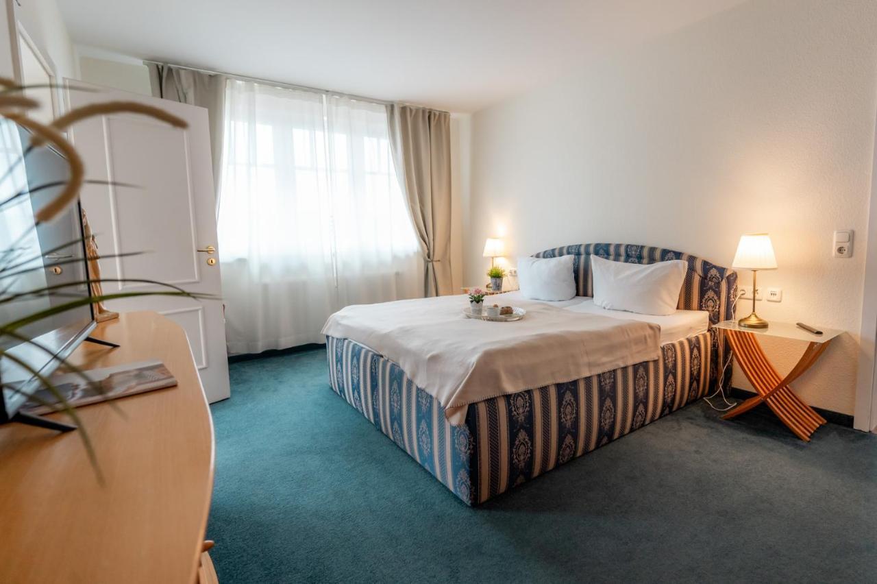 Villa Duene Mit Grosser Sonnenterrasse, Kamin, Wlan Und Tiefgarage Fuer 2-4 Personen Ostseebad Kühlungsborn Exterior foto
