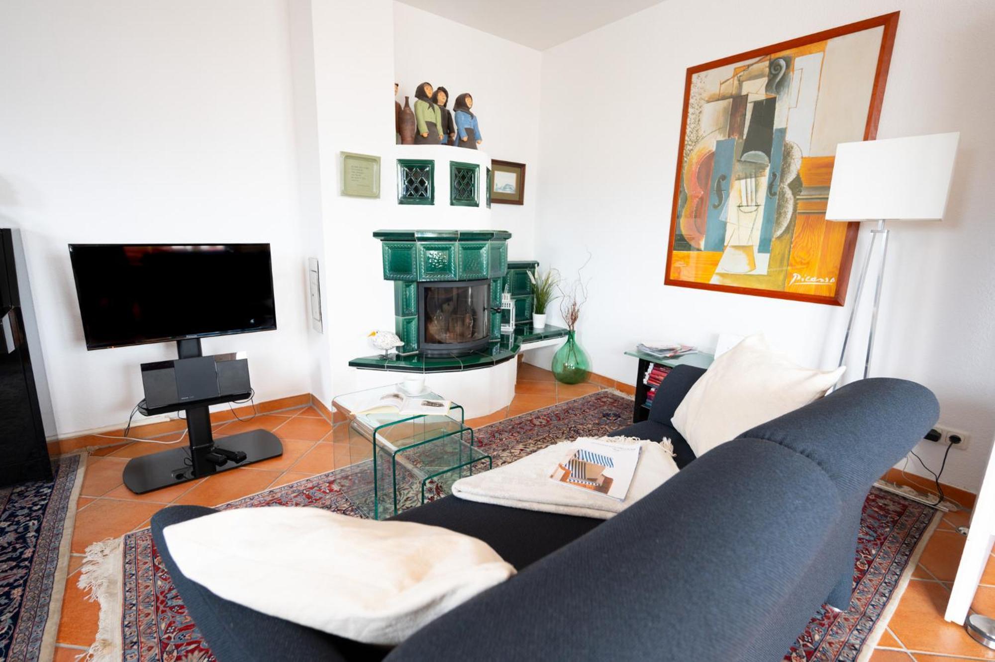Villa Duene Mit Grosser Sonnenterrasse, Kamin, Wlan Und Tiefgarage Fuer 2-4 Personen Ostseebad Kühlungsborn Exterior foto